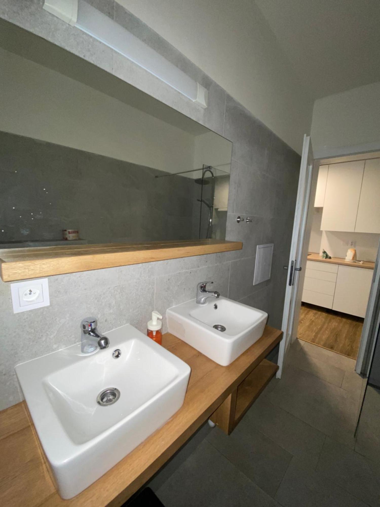 Garsoniera Ostrava City Centr, Na Hradbach 118 Eksteriør bilde