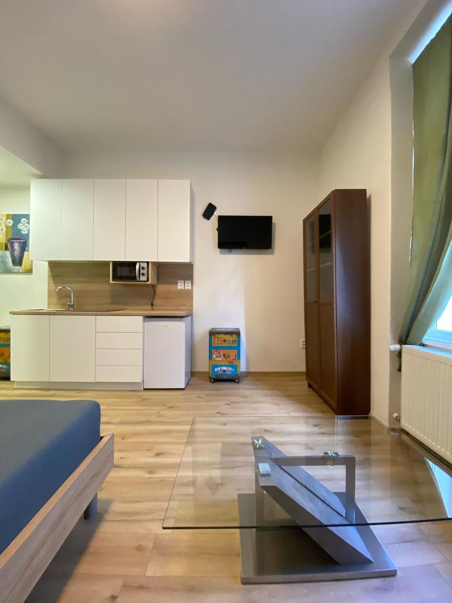 Garsoniera Ostrava City Centr, Na Hradbach 118 Eksteriør bilde