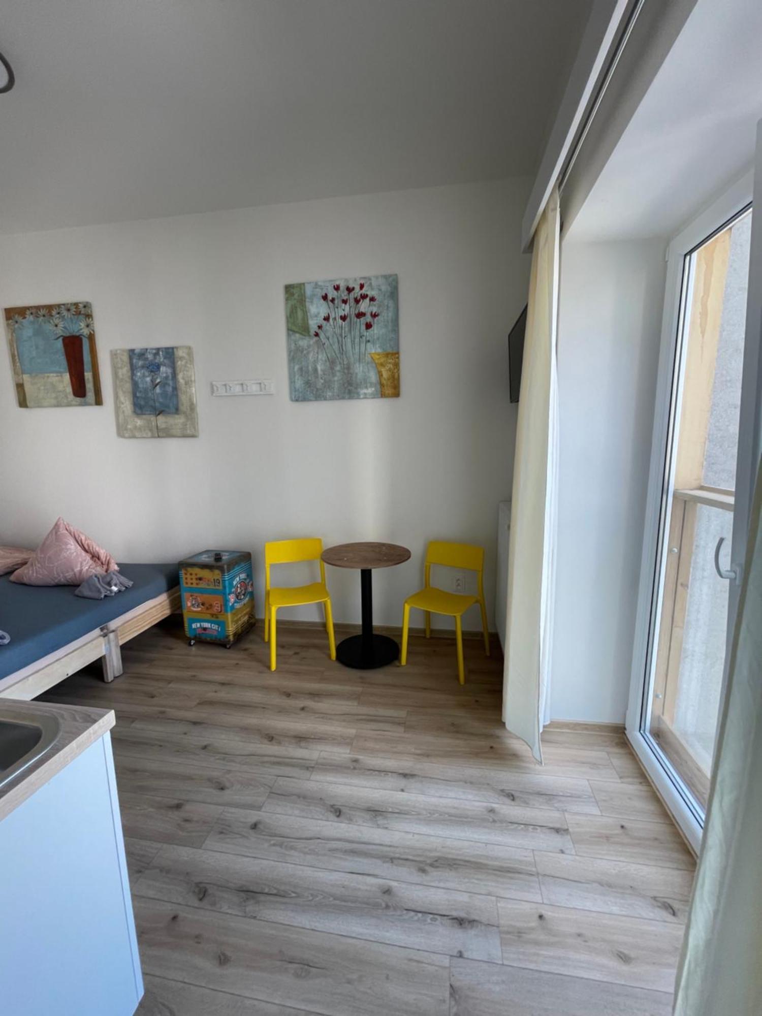 Garsoniera Ostrava City Centr, Na Hradbach 118 Eksteriør bilde