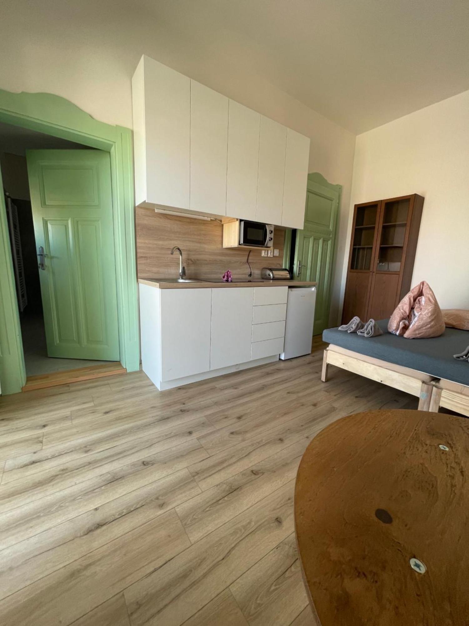 Garsoniera Ostrava City Centr, Na Hradbach 118 Eksteriør bilde