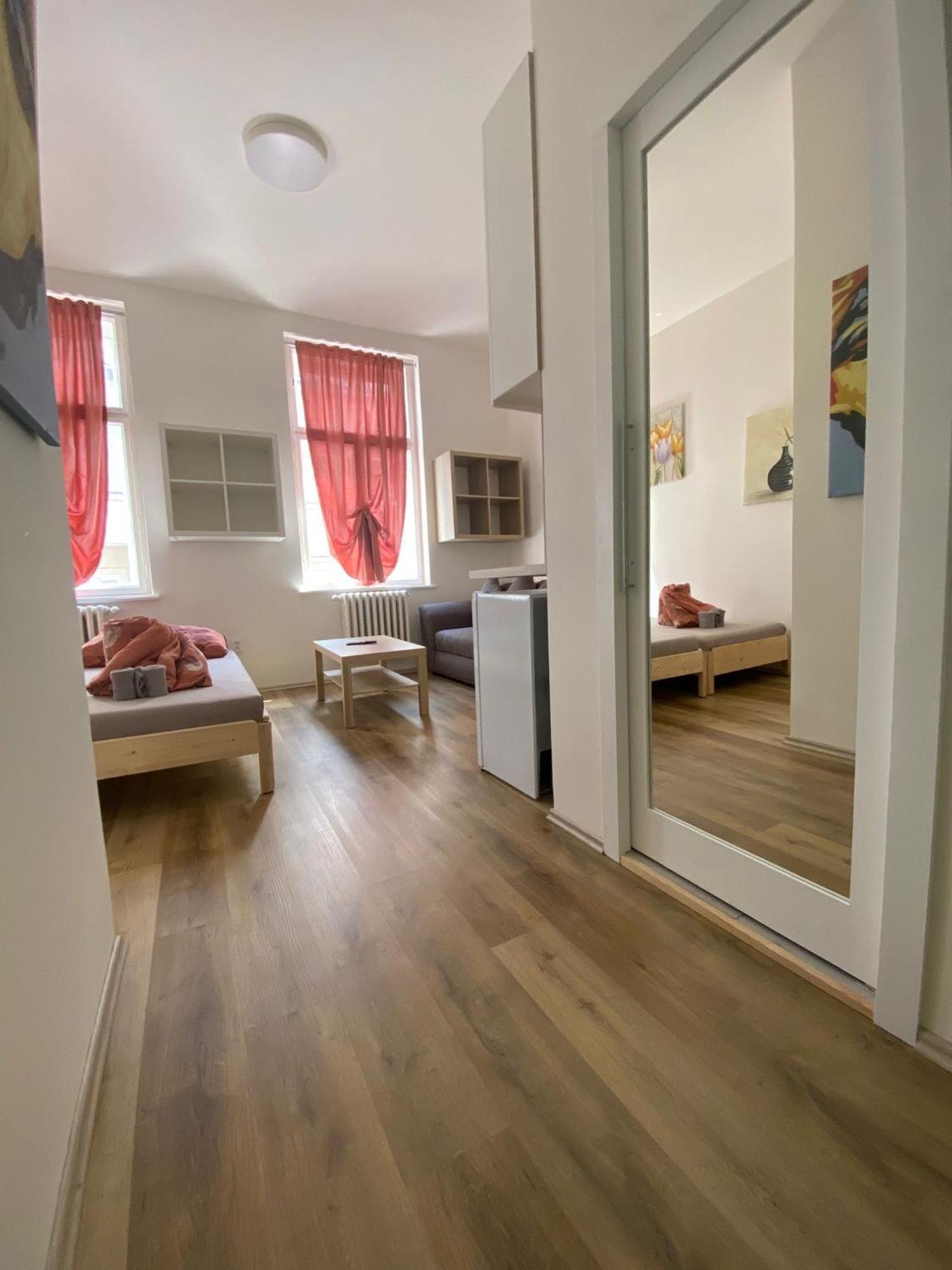 Garsoniera Ostrava City Centr, Na Hradbach 118 Eksteriør bilde